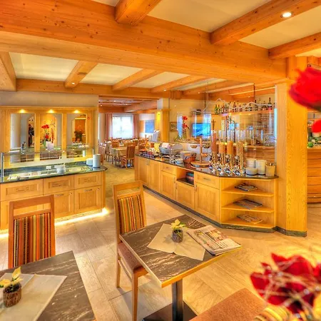 Hotel Garni Hubertus 3*