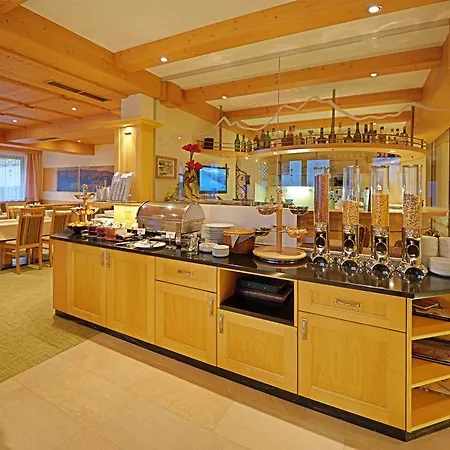 Hotel Garni Hubertus Hotel 3*